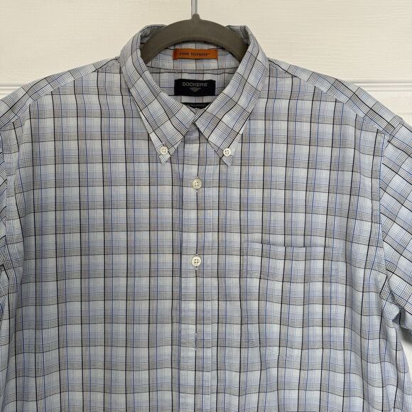 Men’s Dockers Blue Plaid Short Sleeved Button Down Shirt Stain Defender Size L - Picture 2 of 6